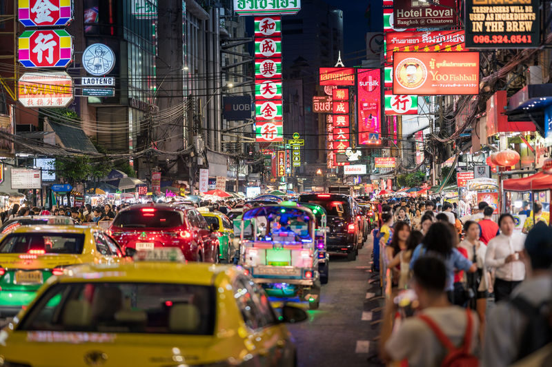 Bangkok Foodie Night Tuk Tuk Tour in Chinatown - Tuk-tuk rides make the route part of the experience
