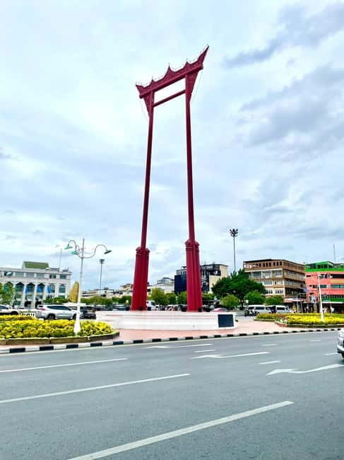 Bangkok: Golden Mount & Marble Temple Morning Tour - Tuk Tuk - A Deep Dive into the Bangkok Tuk-Tuk Tour Experience  