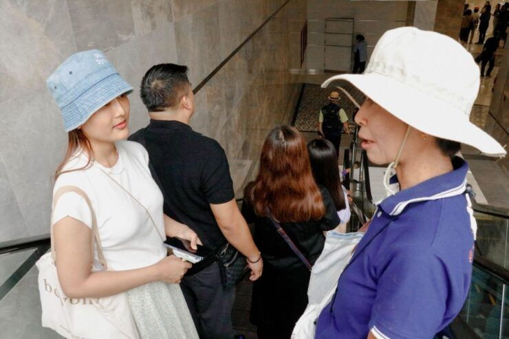 Bangkok: Grand Palace and Emerald Buddha Half-Day Tour - Tour Duration and Starting Times