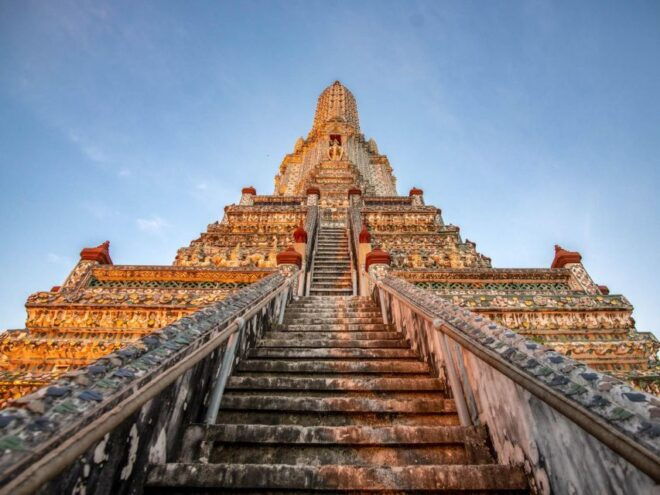 Bangkok: Grand Palace and Wat Arun Guided Walking Tour - Morning or Afternoon Departure Options