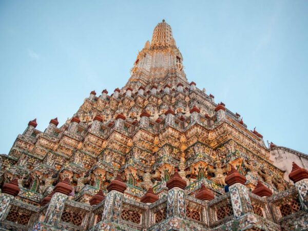 Bangkok: Grand Palace and Wat Arun Guided Walking Tour - Common Questions