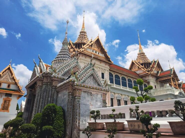 Bangkok: Grand Palace and Wat Phra Kaew Guided Walking Tour - Key Highlights of the Tour
