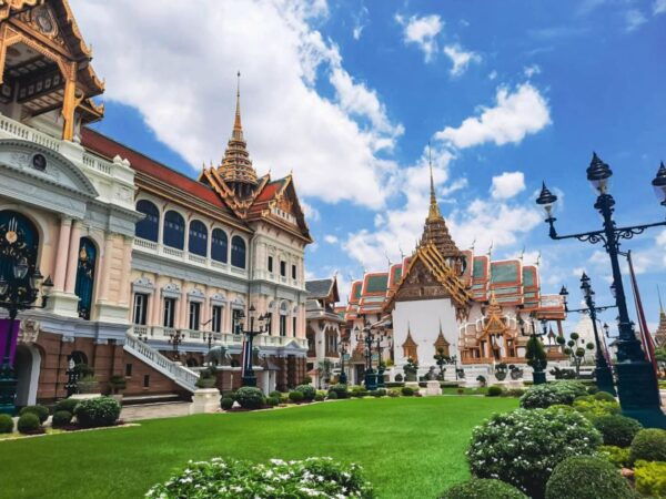Bangkok: Grand Palace and Wat Phra Kaew Guided Walking Tour - The Sum Up