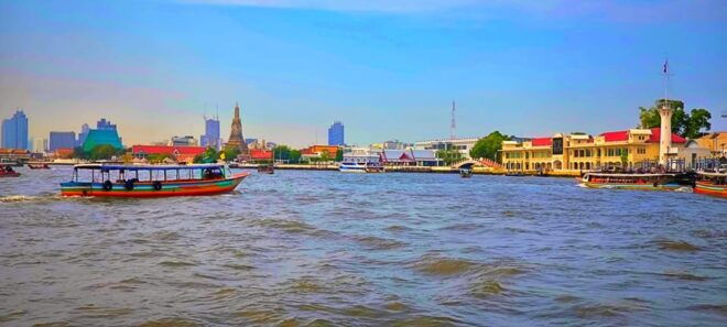 Bangkok: Grand Palace, Wat Arun, and Big Budha With Lunch - Cultural Insights