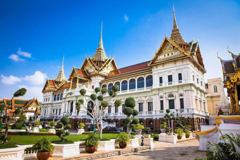 Bangkok: Grand Palace, Wat Pho and Chinatown Walking Tour - Authentic Experiences and Insights from Reviewers