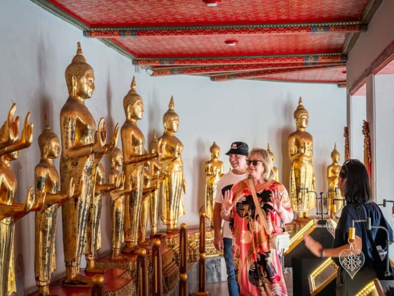 Bangkok: Grand Palace, Wat Pho with Mango Dessert Tastings - Transportation and Local Flavor: Tuk-Tuk Ride and Mango Sticky Rice