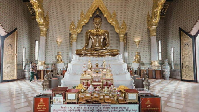 Bangkok: Grand Palace, Wat Phra Kaew, and Wat Trimit Tour - Frequently Asked Questions