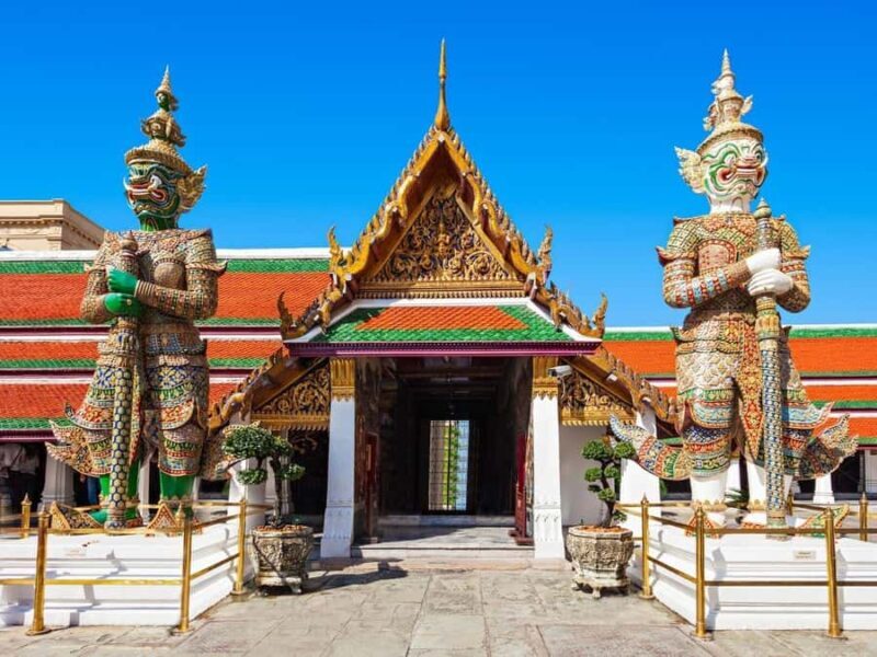 Bangkok: Grand Palace Wat Phrakaew Wat Pho Khon Show - Practical Details and Comfort Considerations