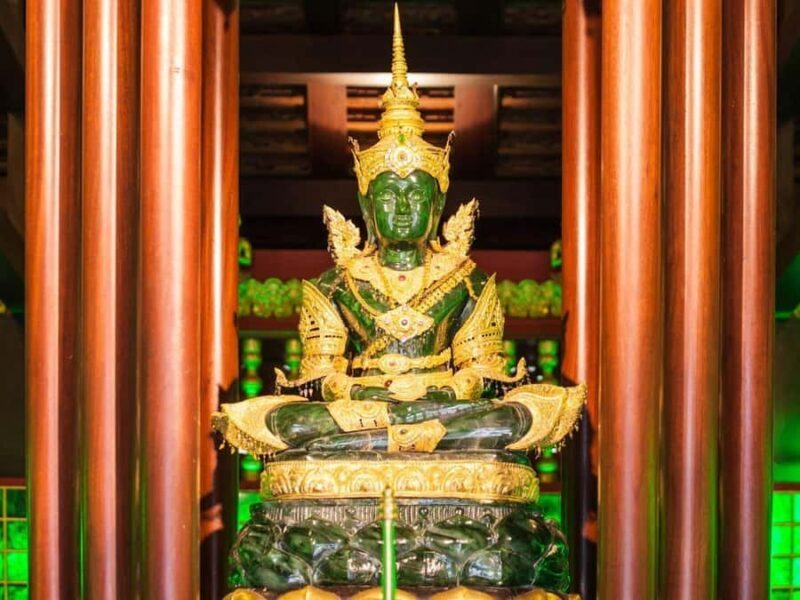 Bangkok: Grand Palace Wat Phrakaew Wat Pho Khon Show - FAQs