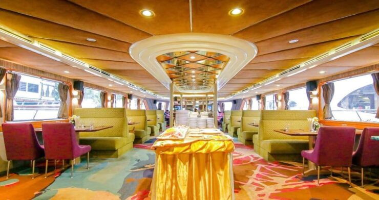 Bangkok: Grand Pearl Dinner Cruise With Hotel Transfer - Dining Experience Details