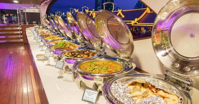 Bangkok: Grand Pearl Dinner Cruise With Hotel Transfer - Sightseeing Highlights