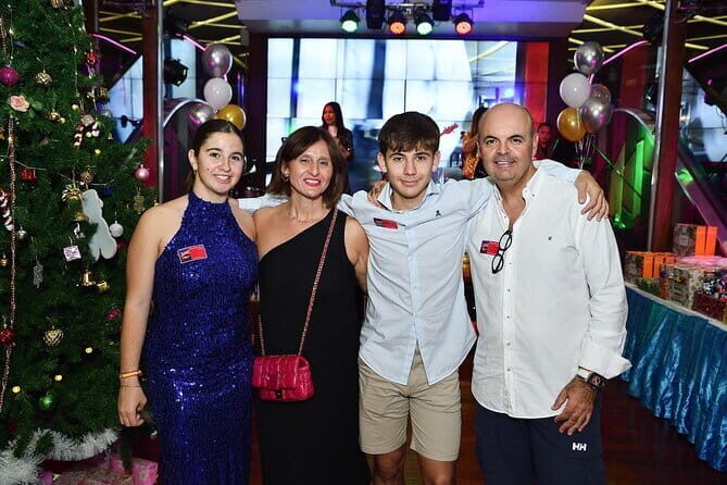 Bangkok Grand Pearl Dinner Cruise with Iconic River Views - Exploring the Bangkok Grand Pearl Dinner Cruise in Detail