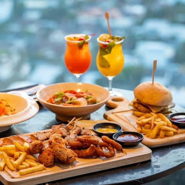 Bangkok: Gravity 87 Rooftop Lounge At Ramada Bangkok - The Experience: What to Expect