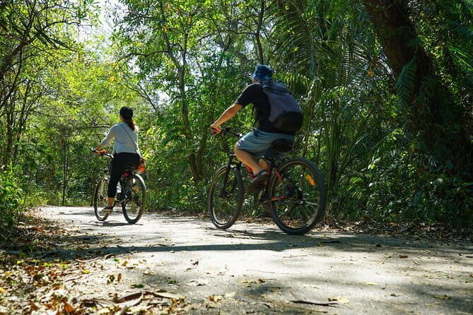 Bangkok Green Oasis Nature Bike Tour - Exploring the Itinerary in Detail