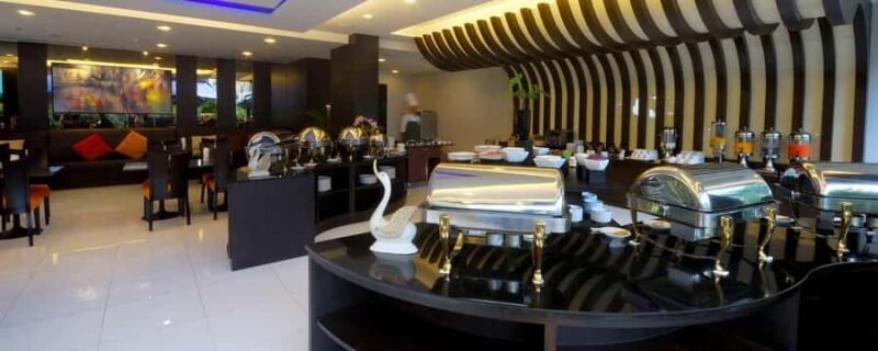 Bangkok: Halal Buffet at Sara Restaurant (Halal certified) - The Sum Up