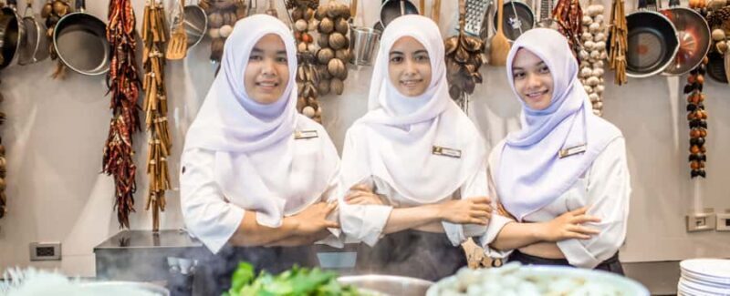 Bangkok: Halal Buffet at Sara Restaurant (Halal certified) - An In-Depth Look at the Experience