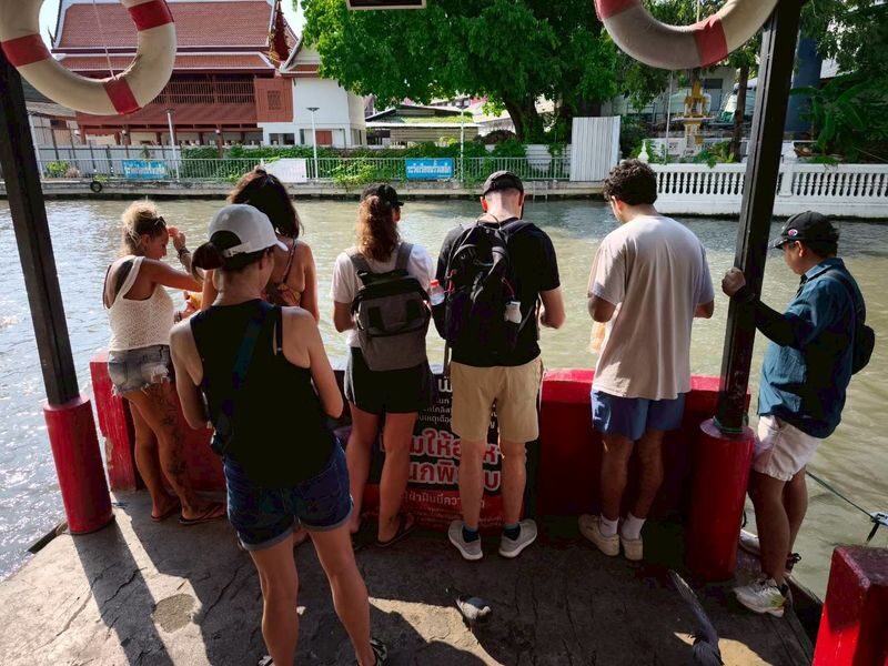 Bangkok Half-Day Bike Tour with Big Buddha - Should you book it?
