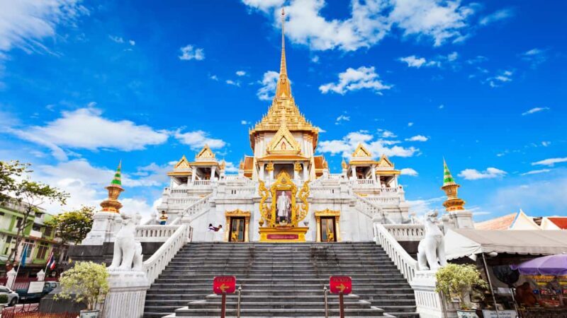 Bangkok: Half-Day Tuk Tuk Tour with Wat Yannawa & Chinatown - Good To Know