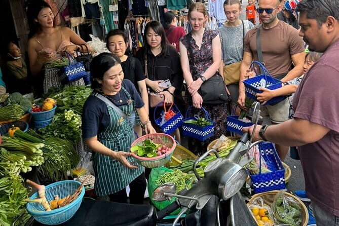Bangkok Hands on Thai Cooking Class 4 Daily Set Menus - FAQs