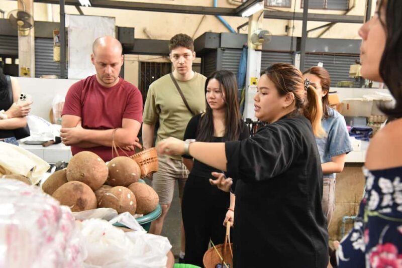 Bangkok: Hands-on Thai Cooking Class & Market Tour in Sathon - The Market Tour