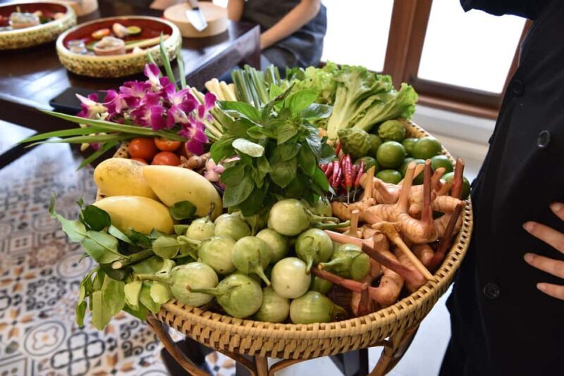 Bangkok: Hands-on Thai Cooking Class & Market Tour in Sathon - Dietary Flexibility