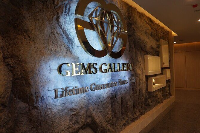 Bangkok Heritage and Shopping Excursion with Guide - A Closer Look at the Itinerary