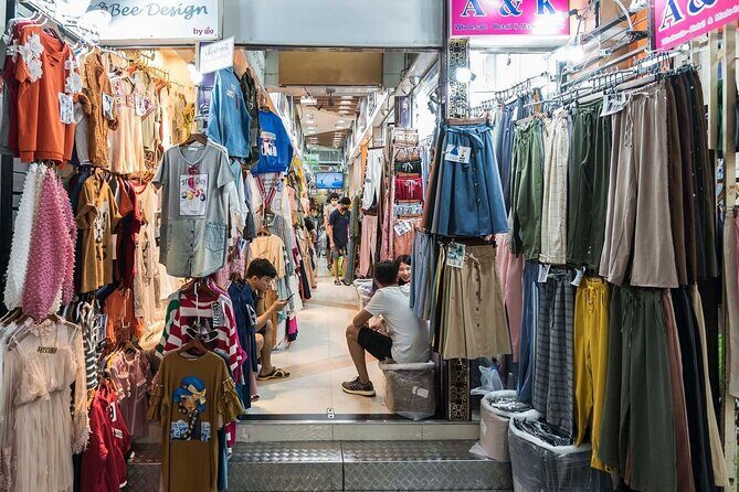 Bangkok Heritage and Shopping Excursion with Guide - Lunch with a View at Baiyoke Sky Hotel