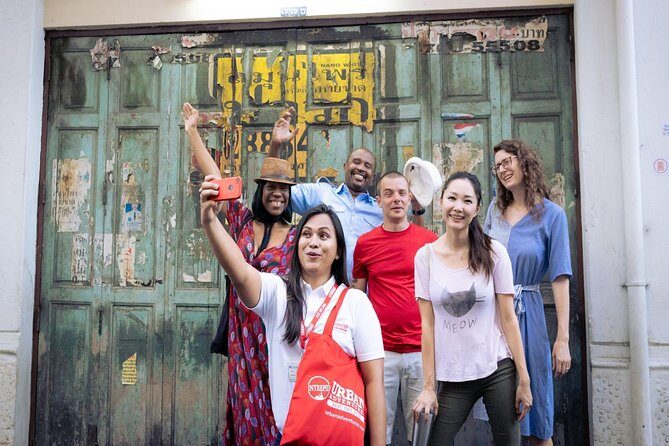 Bangkok Hidden Gems: Talad Noi, Chinatown & Street Food Tour - End of Tour at Wat Mangkon Kamalawat