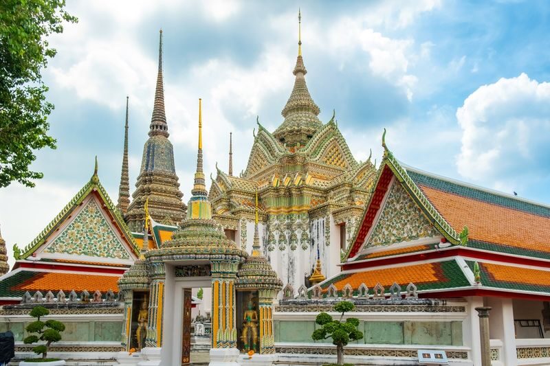 Bangkok Highlight Temples Guided Day Tour - A morning pickup makes the temple circuit easier
