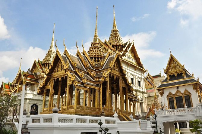 Bangkok Highlights Private Tour With Floating Market - Common Questions
