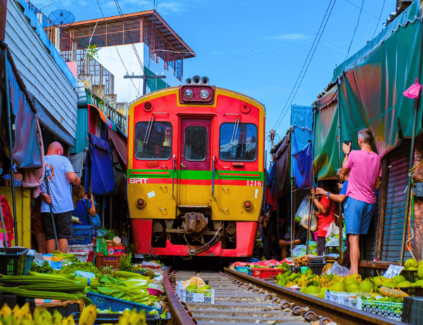 Bangkok: Highlights Tour With Grand Palace & Floating Market - Questions You May Have