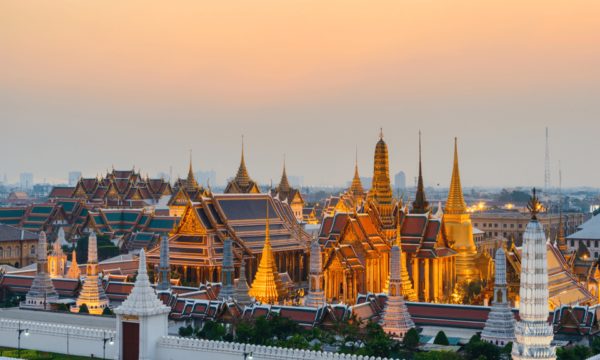 Bangkok: Highlights Tour Wth Grand Palace & Must See Temples - Booking and Cancellation Policy