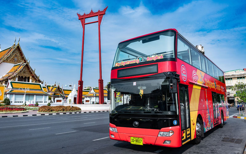 Bangkok Hop-On Hop-Off Bus Tour by Elephant Bus Tours - A moving introduction to Bangkok