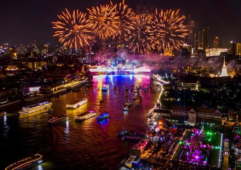 Bangkok: Horizon Yacht Dinner Cruise - Practical Tips for Your Cruise