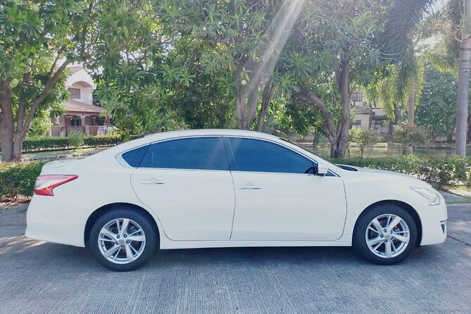 Bangkok Hotel Pick up to DMK Don Mueang Airpor ,Suvarabhumi Airport MAX 3PAX - Reliable Transportation Services to DMK Don Mueang Airport