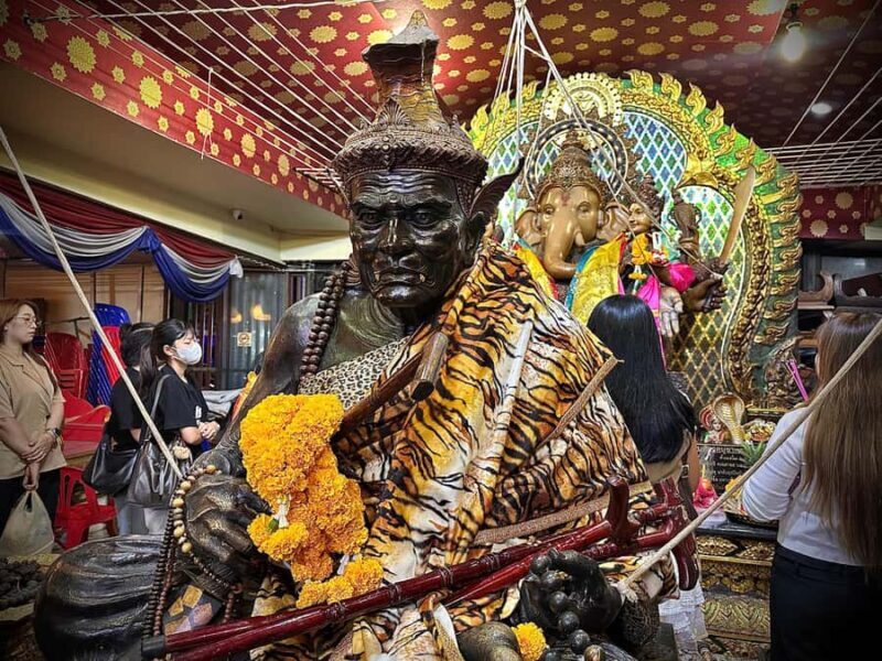 Bangkok; Huai Khwang Fortune Wealth & Career Blessing Tour - The Itinerary and Sacred Sites