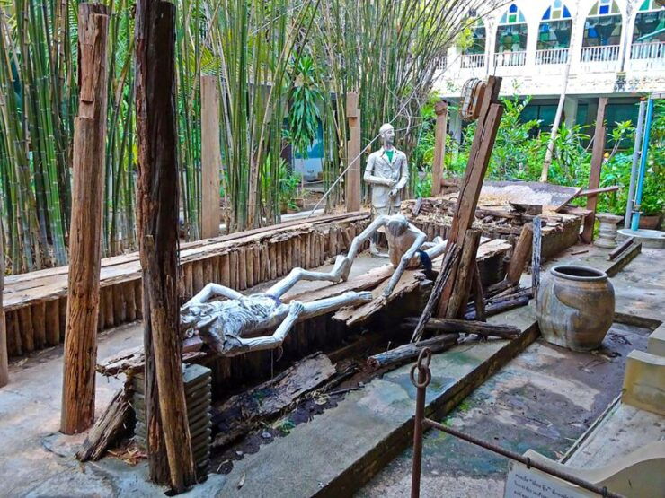 Bangkok: Kanchanaburi & Erawan Waterfalls Spanish Tour - Tour Details