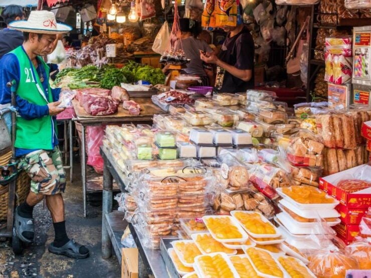 Bangkok: Khlong Toei Market & Bang Krachao Island Bike Tour - Activity Details