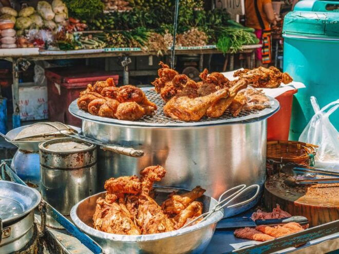 Bangkok: Khlong Toei Market & Bang Krachao Island Bike Tour - Customer Reviews