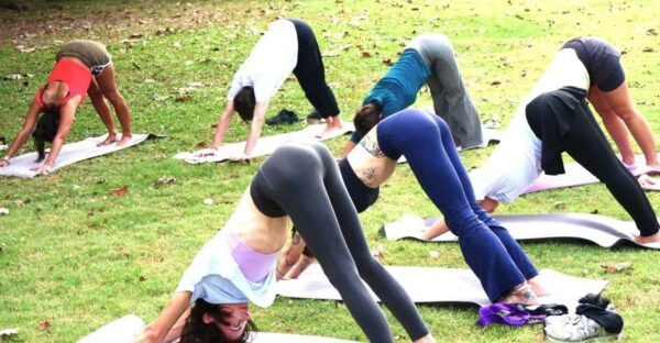 Bangkok: Lumpini Park Yoga Experience - Customer Feedback and Ratings