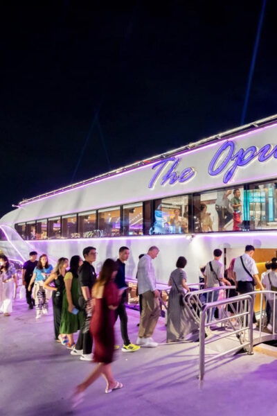 Bangkok: Luxury Dinner Cruise With Private Guide & Transfer - Questions You May Have