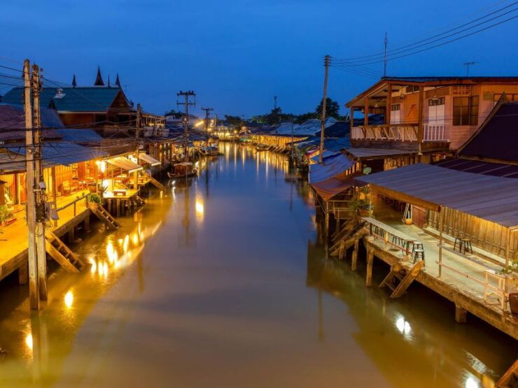 Bangkok: Maeklong Railway & Amphawa Floating Market Day Trip - Activity Details