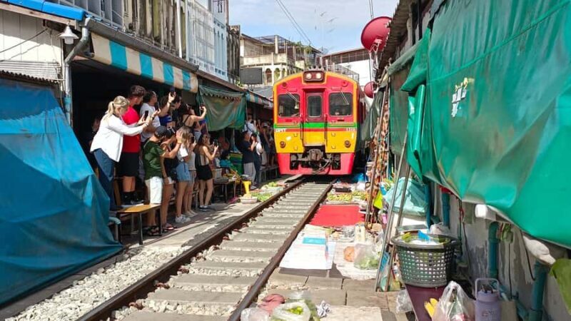 Bangkok: Maeklong Railway & Damnoen Saduak Floating Markets - The Sum Up