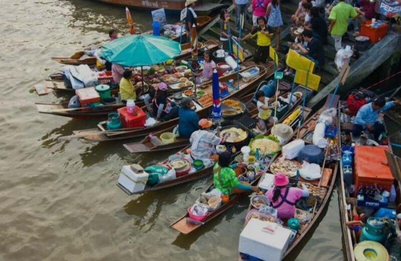 Bangkok: Maeklong Railway Market&Damnoensaduak-private tour - Why This Tour Offers Good Value