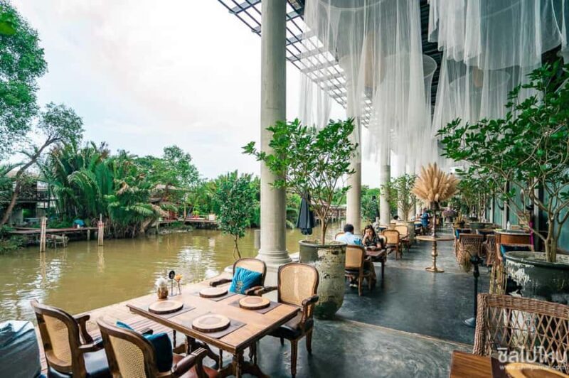 Bangkok: Maeklong Train Market and Floating Market Tour - An Overview of the Tour Experience