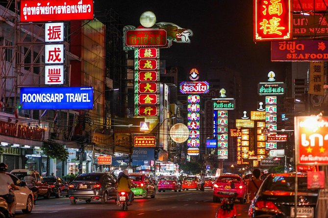 Bangkok: Magical Chinatown At Night With A Local Host - Delightful Street Food and Shopping Experiences
