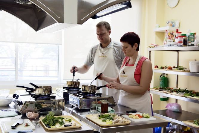 Bangkok: Maliwan Thai Cooking Class With Market Tour - Frequently Asked Questions
