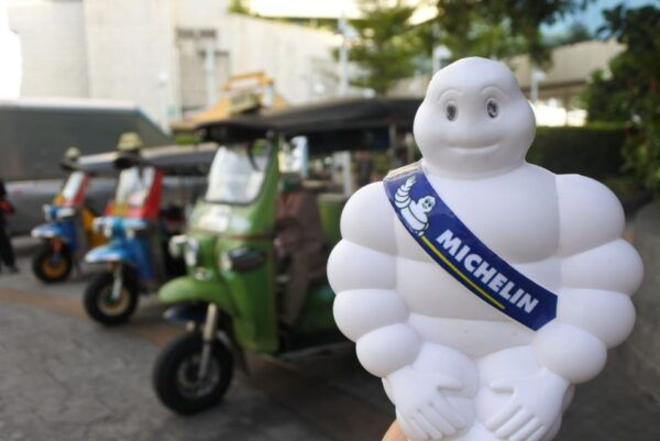 Bangkok: Michelin Guide Street Food Tour by Tuk Tuk - The Sum Up