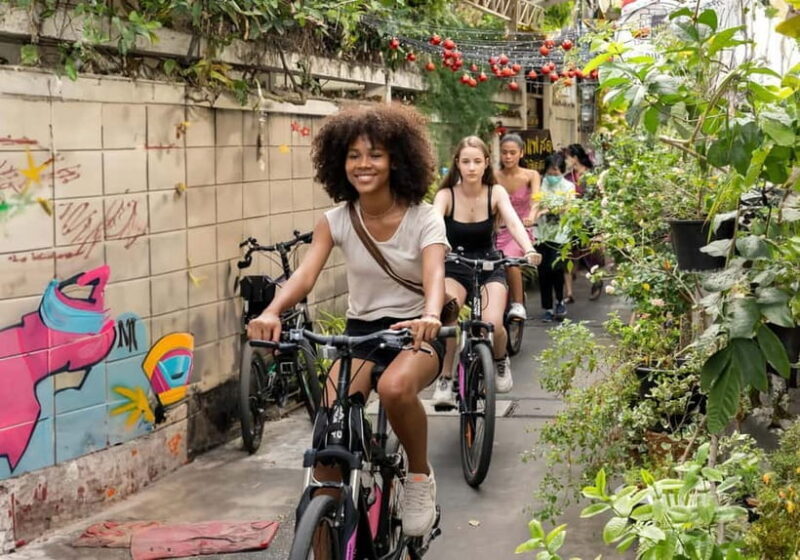 Bangkok: Must-Try Hidden Bike & Food Experience - The Quality of Guides and Safety