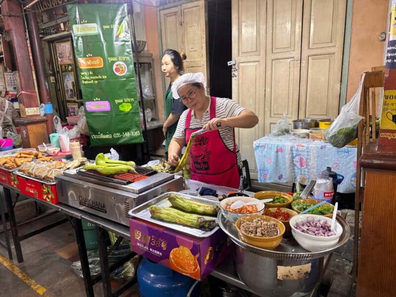 Bangkok: Nang Lerng Market 14+ Food Tour with Riverboat - Practical Details: What to Expect